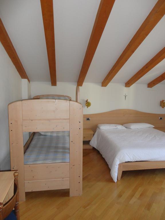 Hotel Al Caminetto Cembra Lisignago Kamer foto